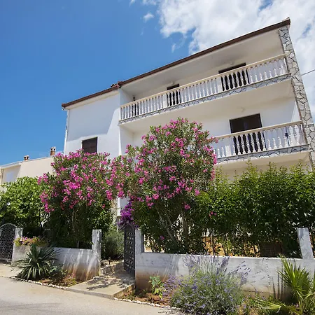 Lejlighed Welcome Petrcane