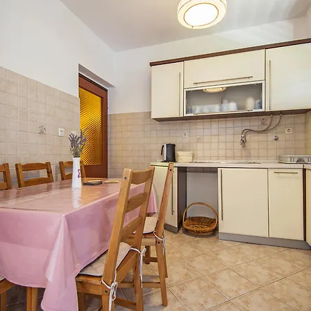 Appartement Welcome Petrcane